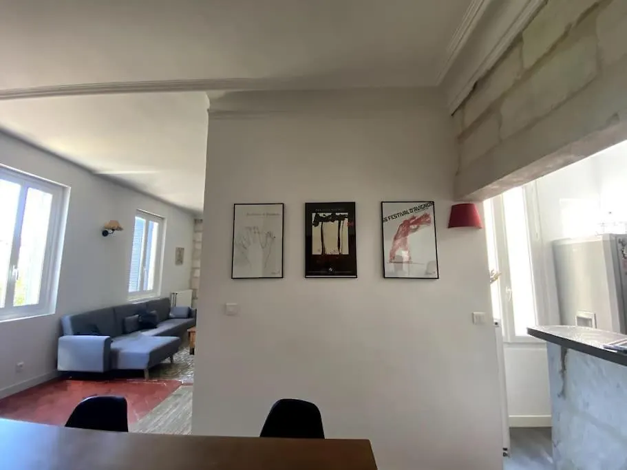 Maison De Caractere Avec Jardin Arbore En Avignon Villa